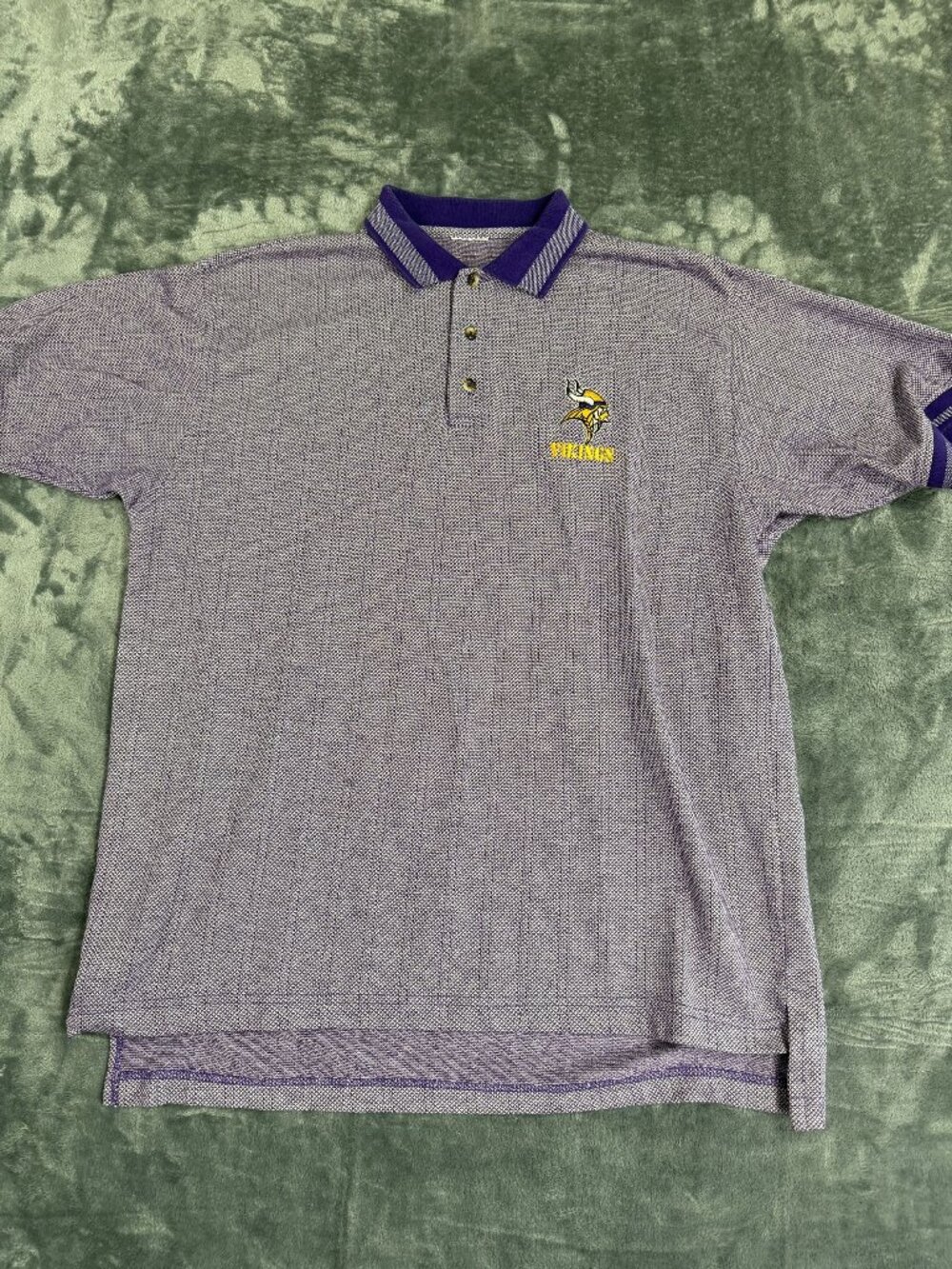 Minnesota Vikings Mens Polo Shirt Size L Embroidered Logo Purple